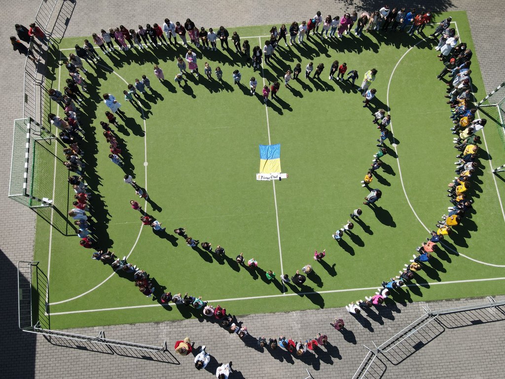 Centro Escolar de Mesão Frio em solidariedade com a Ucrânia 