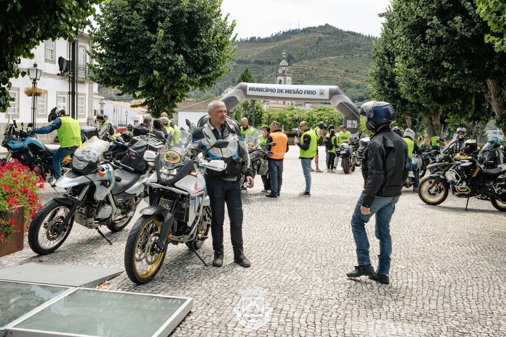 Mesão Frio recebe motards do Passaporte Douro On2Wheels