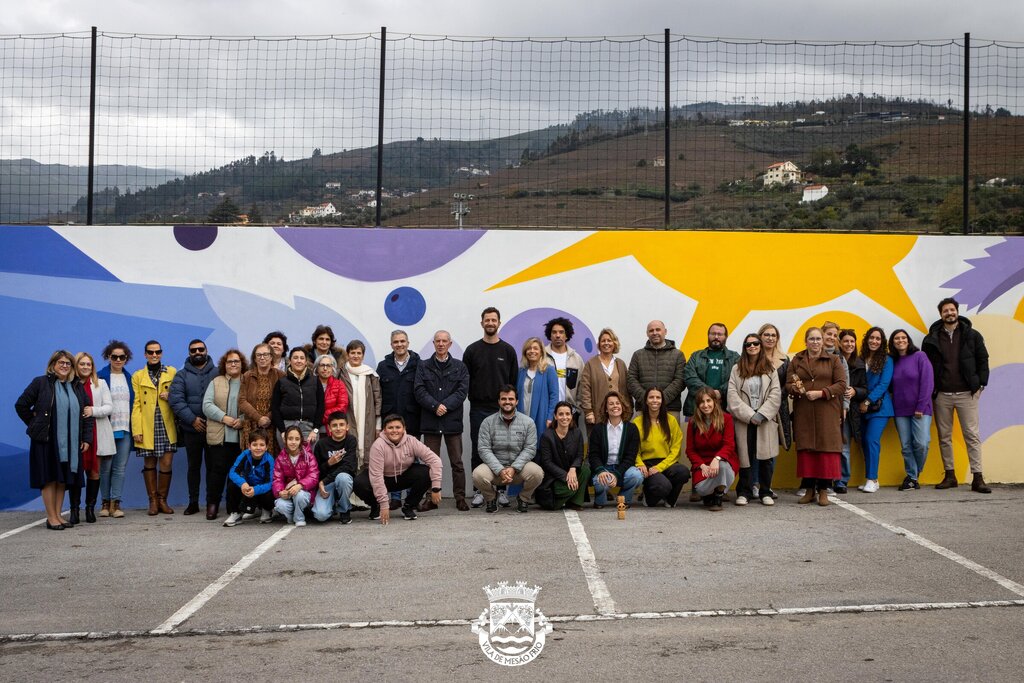 Município inaugura mural de Godmess no Estádio Municipal